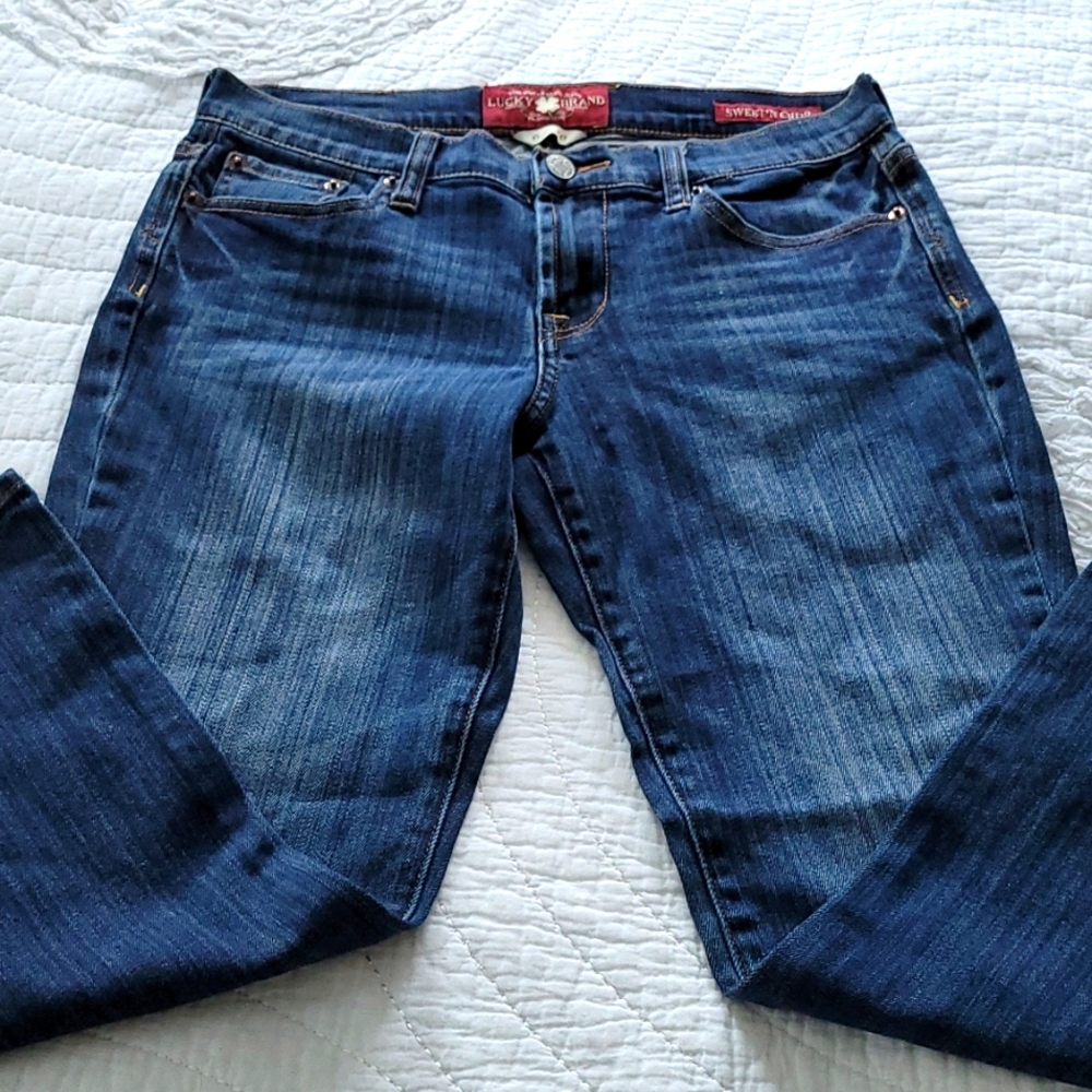 Women's Lucky Brand cropped jeans Size 6